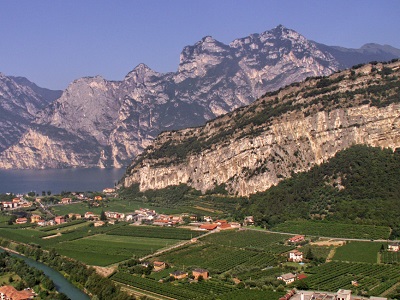 Arco - wspinanie w sąsiedztwie Dolomitów