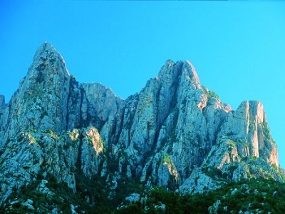 Korsyka - królestwo granitu
